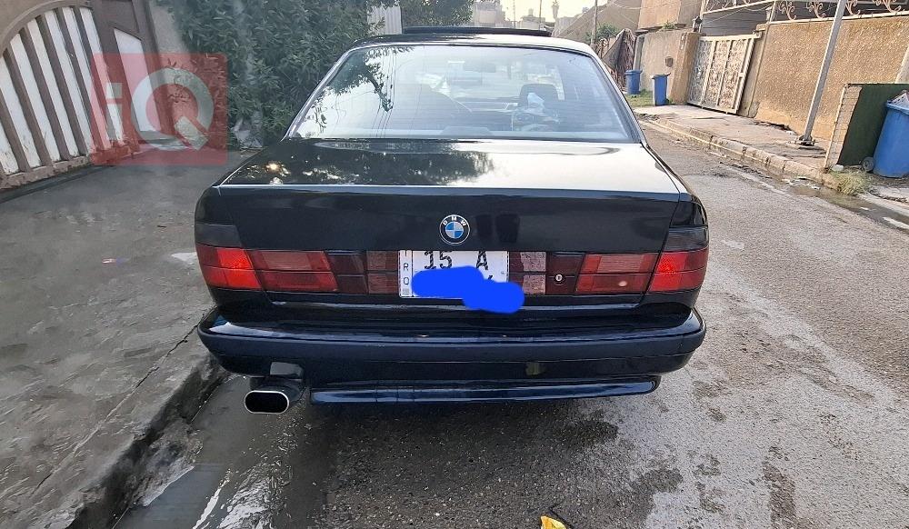 بی ئێم دەبڵیو سیریەس 5